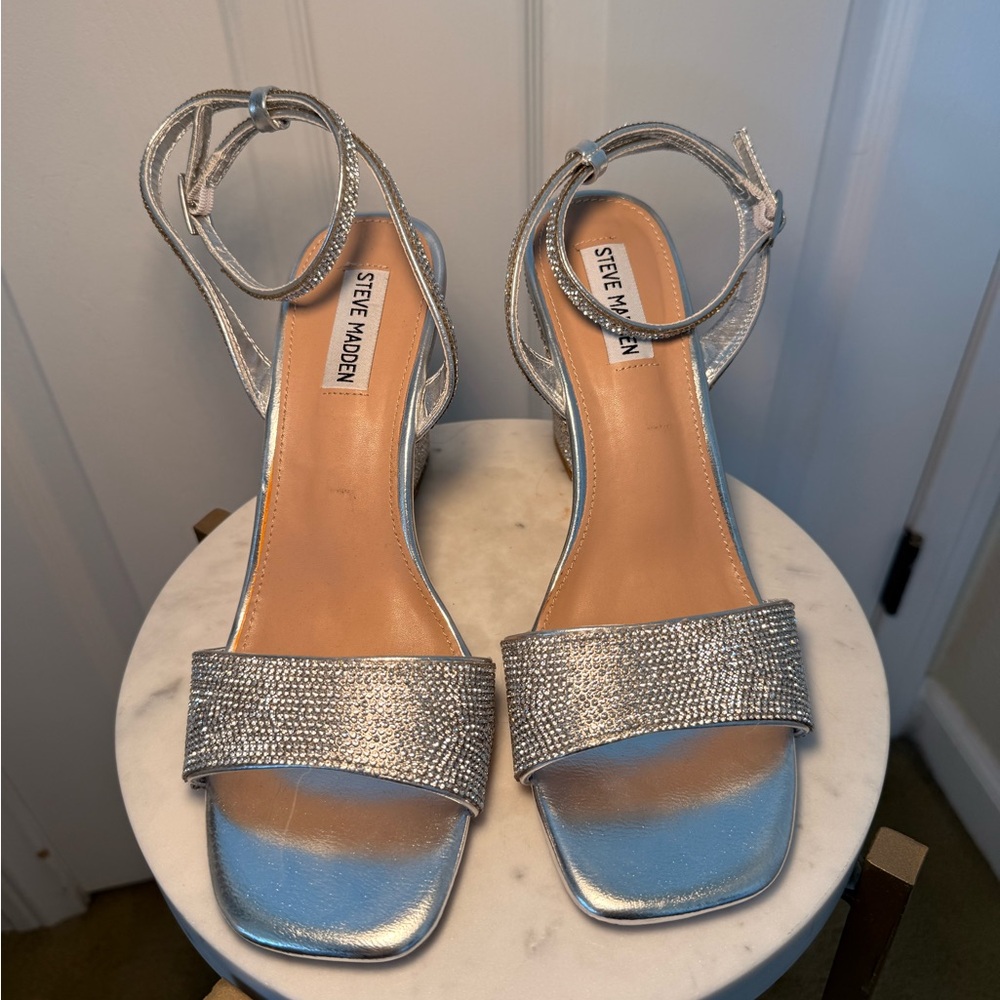 Steve Madden Metallic Silver Wedges